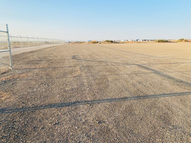 More Photos Of 13019 Pellicano Drive, El Paso Land For Lease