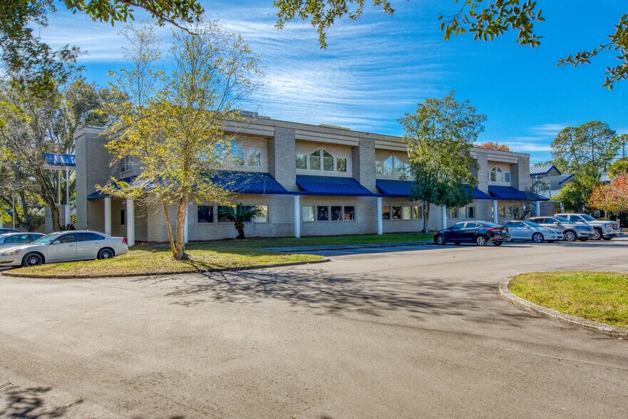 More Photos Of 4237 Salisbury Rd, Jacksonville Office For Lease
