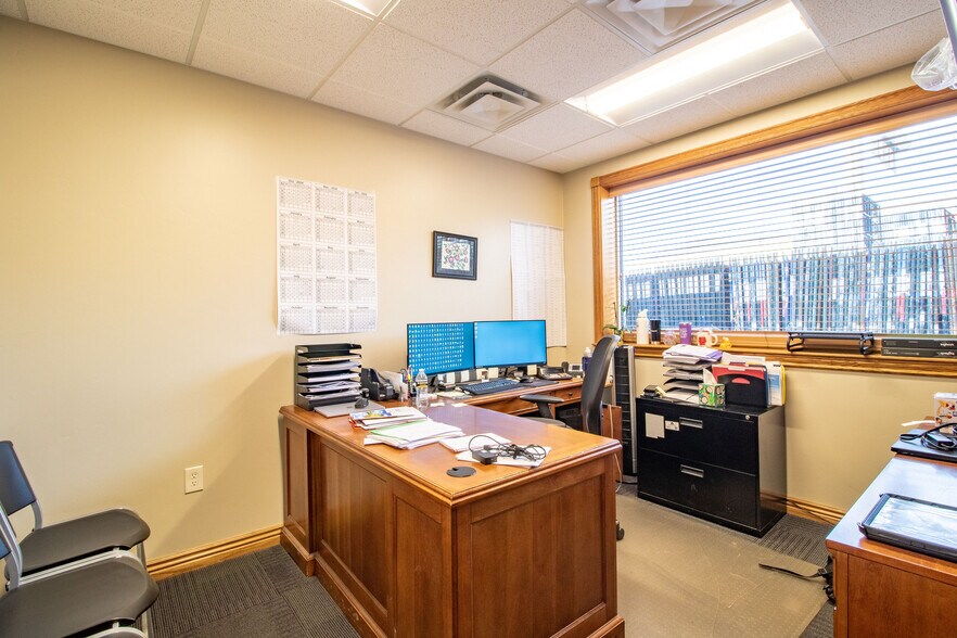 More Photos Of 335 S 1250 W, Lindon Self Storage For Lease