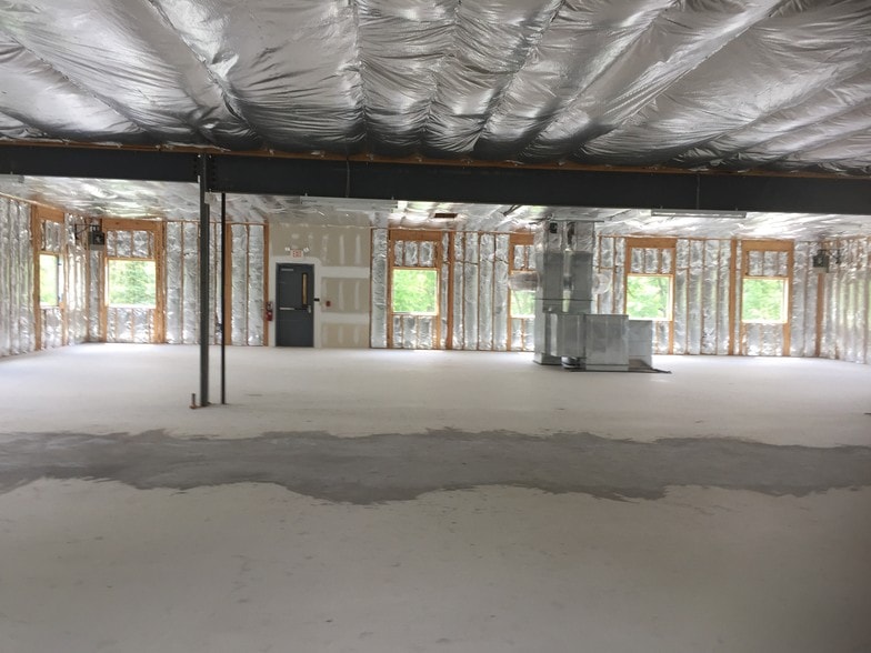 More Photos Of 5250 Freemansburg Ave, Easton Office For Lease