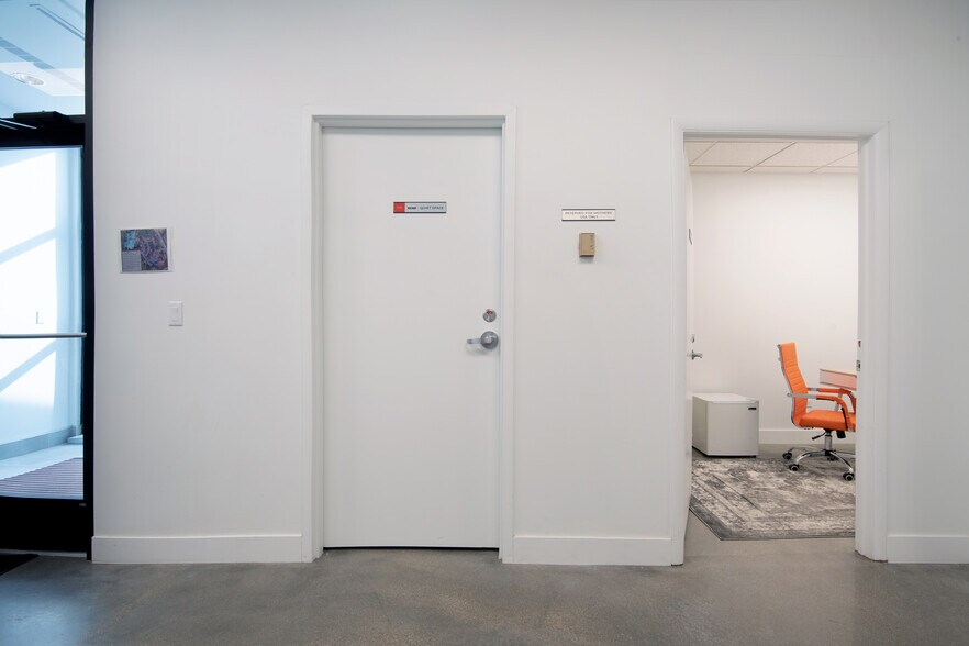 More Photos Of 1 International Ct, Broomfield Office For Sale