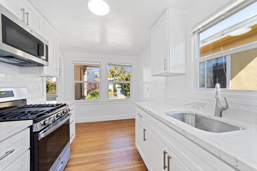 More Photos Of 506-508 Valle Vista Ave, Oakland Apartments For Sale