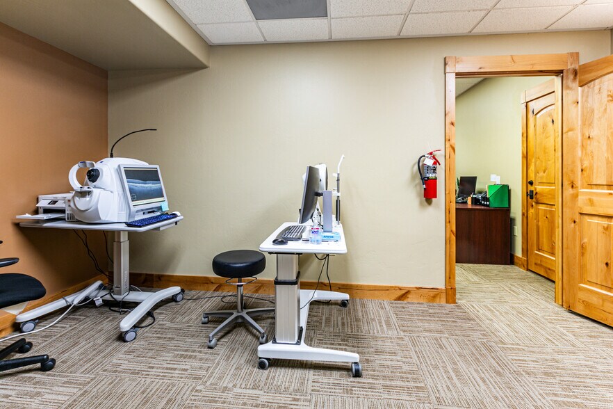 More Photos Of 2700 Homestead Rd, Park City Office For Sale