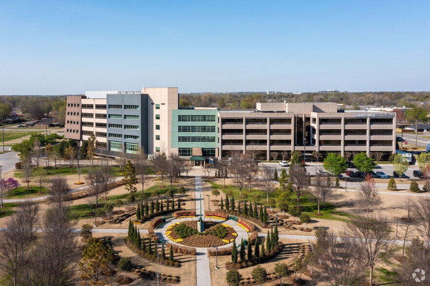 More Photos Of 2950 S Elm Pl, Broken Arrow Medical For Lease