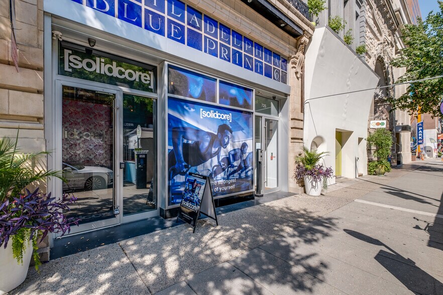 Primary Photo Of 725 Chestnut St, Philadelphia Storefront Retail Residential For Sale