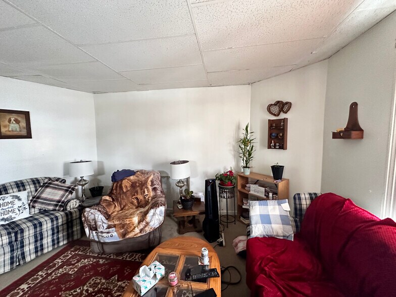 More Photos Of 1831 N C St, Elwood Apartments For Sale