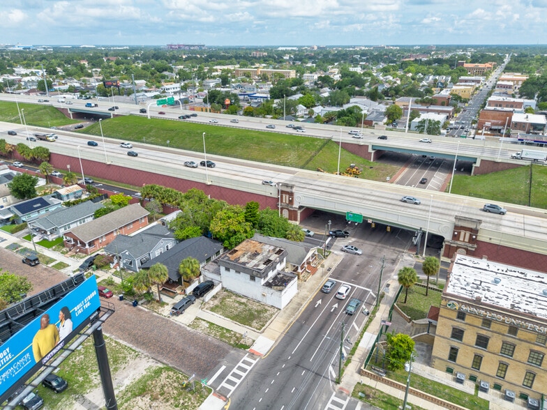 More Photos Of 1406 N Howard Ave, Tampa Office For Sale