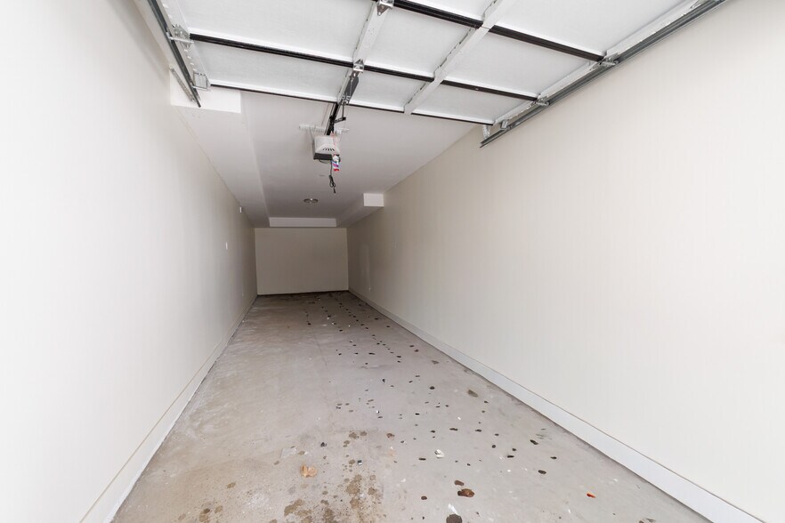 More Photos Of 1857 Crenshaw Blvd, Los Angeles Apartments For Sale