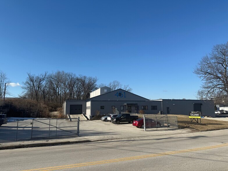 More Photos Of 451 Yerkes Rd, King Of Prussia Warehouse For Sale