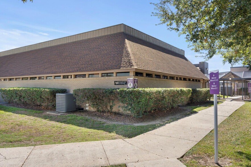 More Photos Of 4150 Nelson Rd, Lake Charles Healthcare For Lease