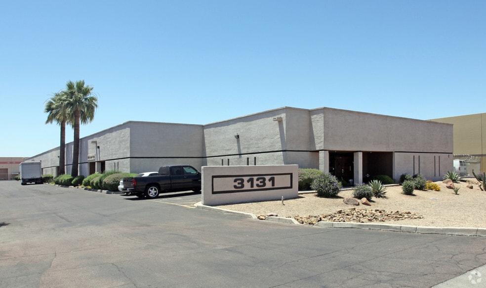 More Photos Of 3131 W Lewis Ave, Phoenix Manufacturing For Lease