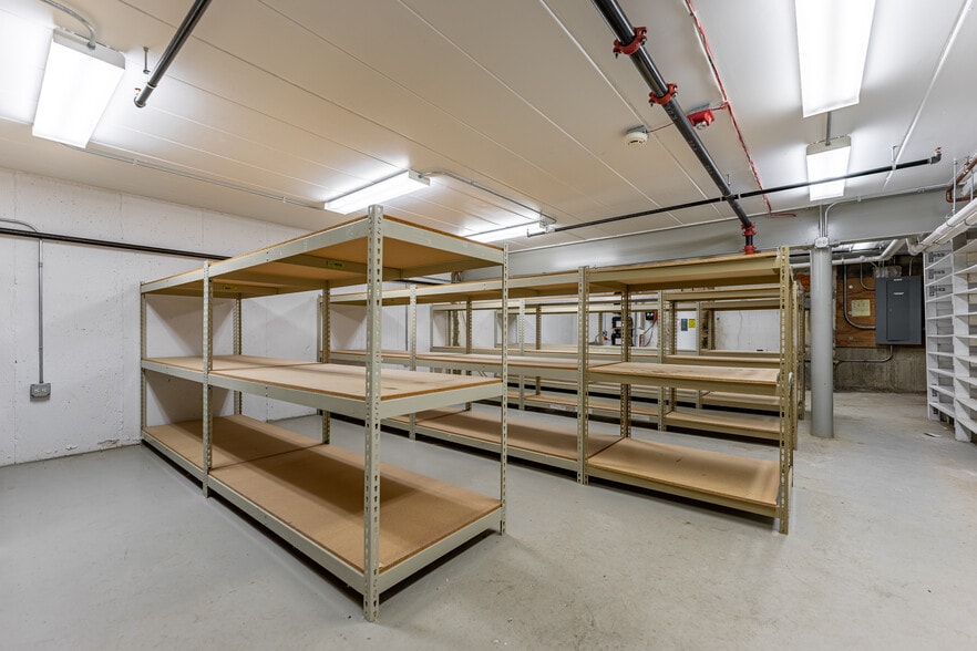 More Photos Of 5430 Saint Charles Rd, Berkeley Office For Sale