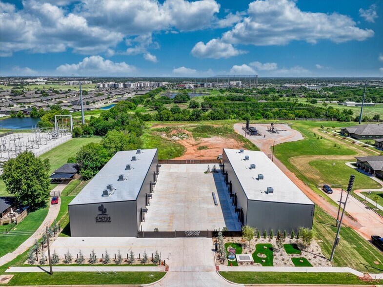 More Photos Of 1229 NW 122nd St, Oklahoma City Light Manufacturing For Lease