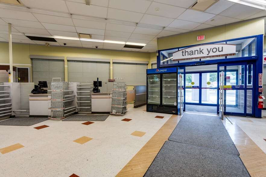 More Photos Of 524 N 6th St, Reading Freestanding For Lease