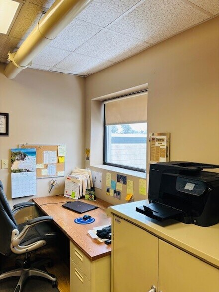 More Photos Of 34 Sullivan Rd, North Billerica Warehouse For Lease