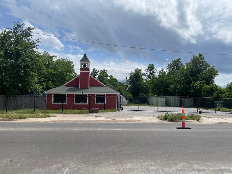 Primary Photo Of 708 W Britton Rd, Oklahoma City Freestanding For Sale
