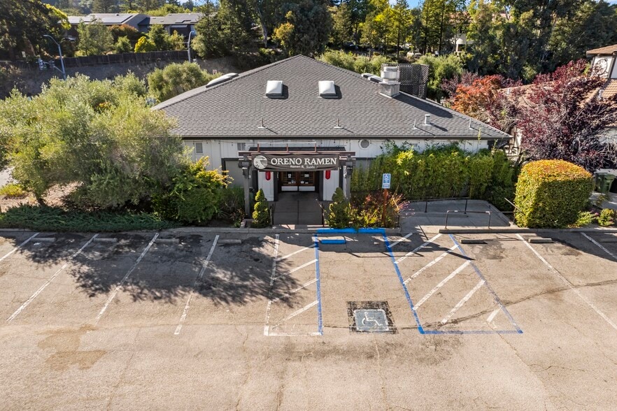More Photos Of 14 Victor Sq, Scotts Valley Unknown For Lease