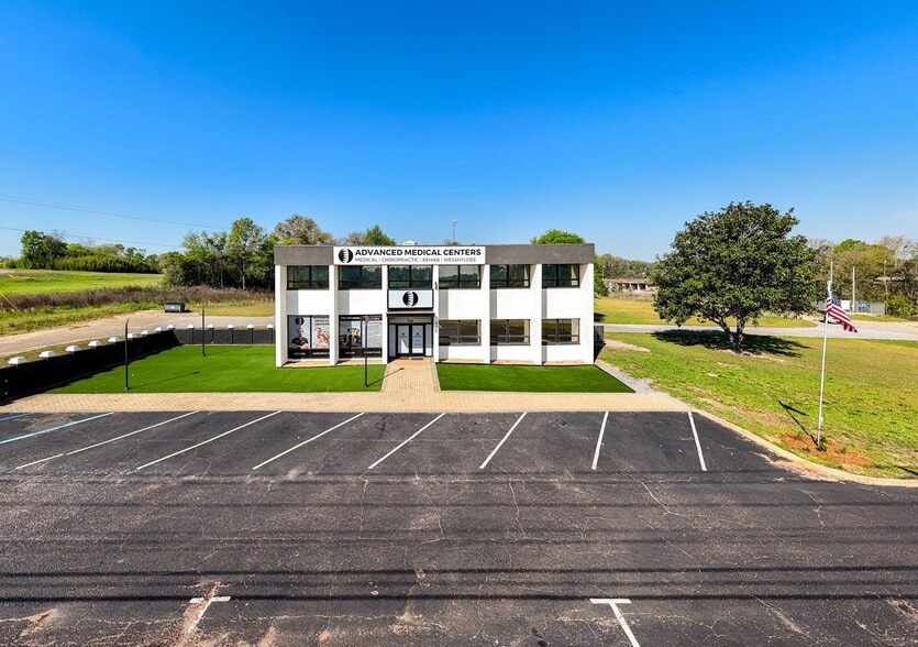 Primary Photo Of 926 Ross Clark Cir, Dothan Office For Lease