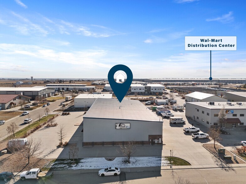 More Photos Of 4487 Bents Dr, Windsor Light Manufacturing For Lease