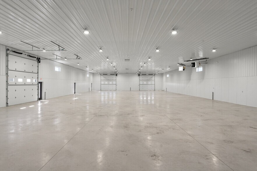 More Photos Of 280 Cr-325 E, Valparaiso Warehouse For Sale