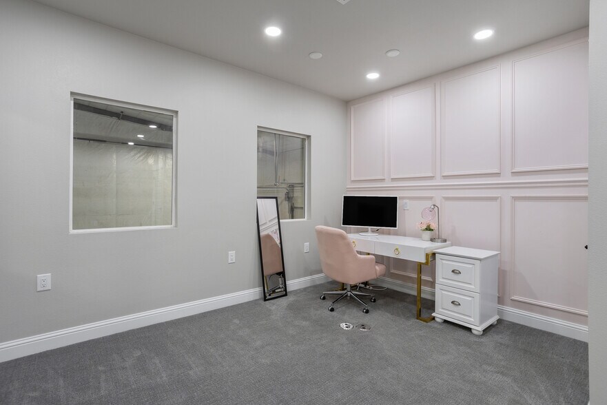 More Photos Of 2536 Old Happy Jack Rd, Cheyenne Flex For Sale