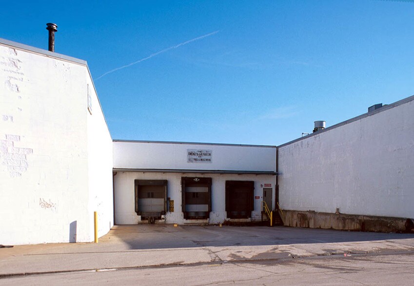 More Photos Of 10302 Madison Rd, Cleveland Manufacturing For Sale