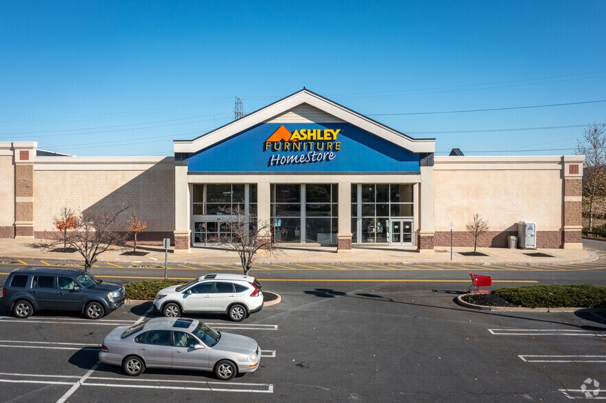 More Photos Of 1200-1208 New Brunswick Ave, Phillipsburg Unknown For Lease