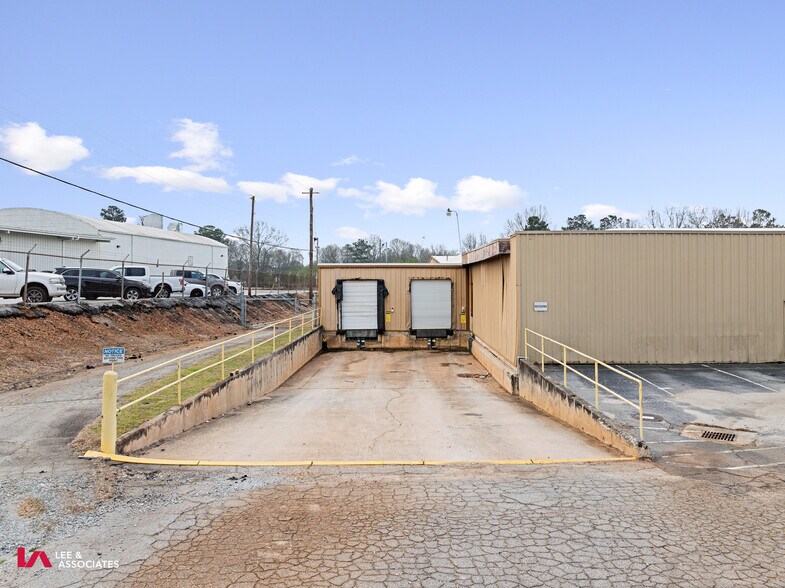 More Photos Of 1330 Atlanta Hwy, Madison Manufacturing For Sale