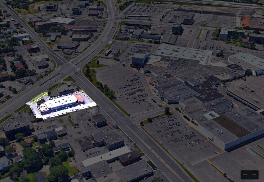 More Photos Of 6400 Boul Taschereau, Brossard Storefront Retail Office For Lease