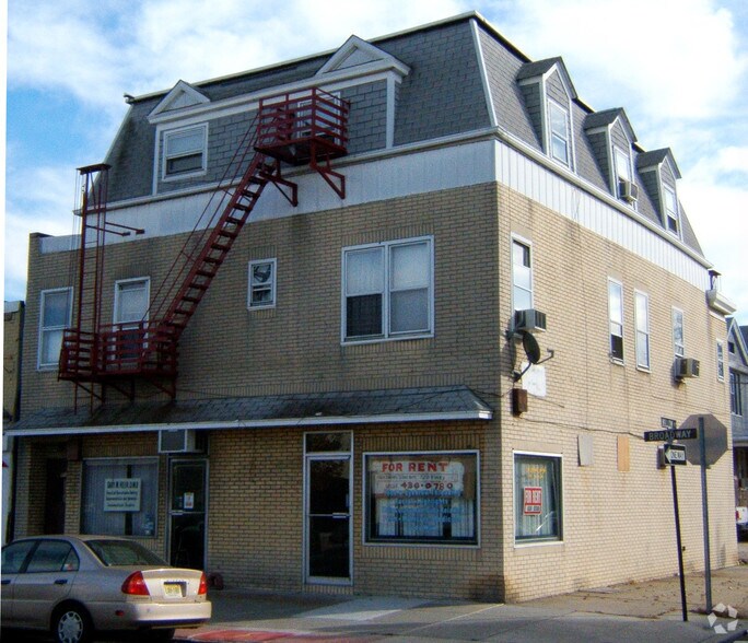 More Photos Of 718 Broadway, Bayonne Apartments For Lease