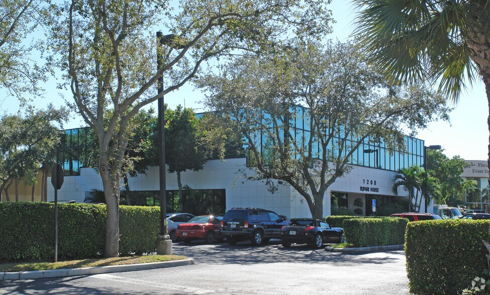 More Photos Of 1208 W Newport Center Dr, Deerfield Beach Medical For Sale