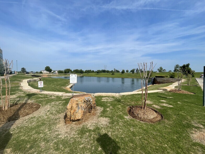 More Photos Of 7919 Mid America Blvd, Oklahoma City Unknown For Lease