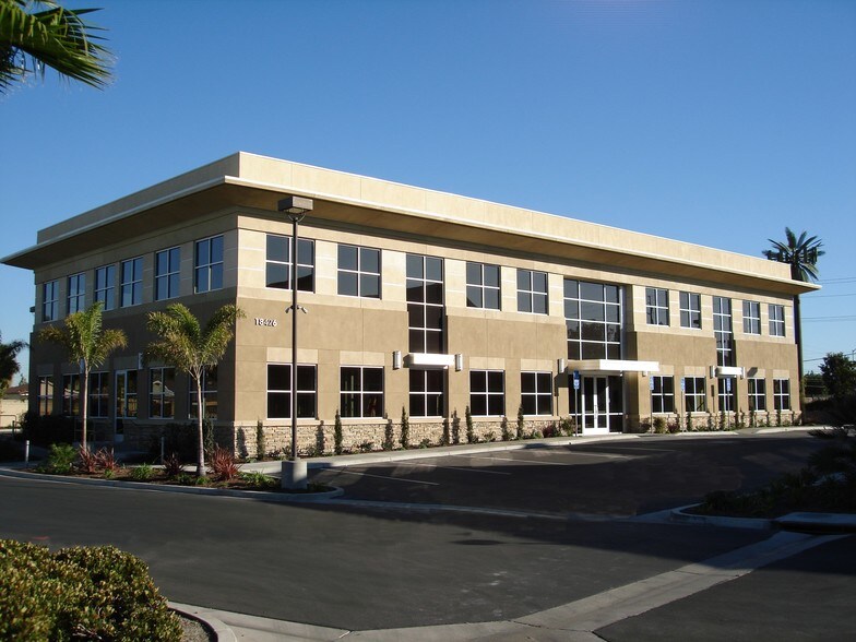 More Photos Of 18426 Brookhurst St, Fountain Valley Medical For Lease