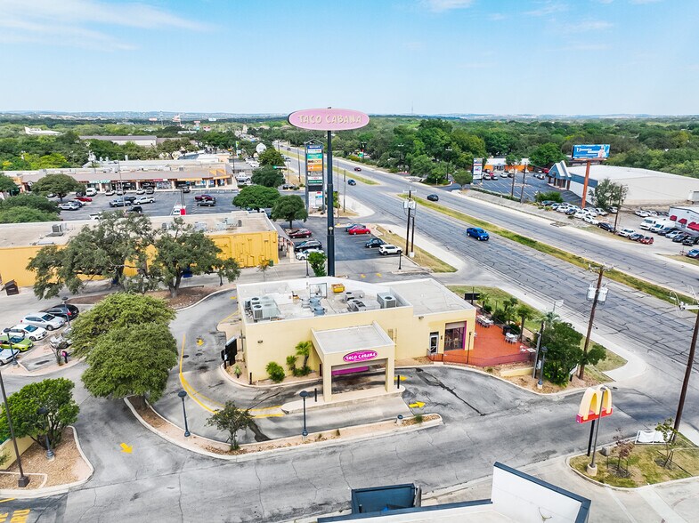 More Photos Of 8425 Bandera Rd, San Antonio General Retail For Sale