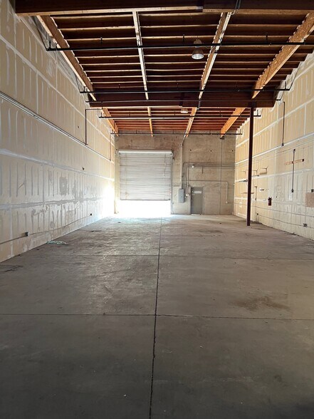 More Photos Of 202 Val Dervin Pky, Stockton Warehouse For Lease