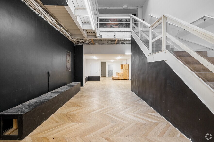 More Photos Of 54 Crosby St, New York Storefront For Lease