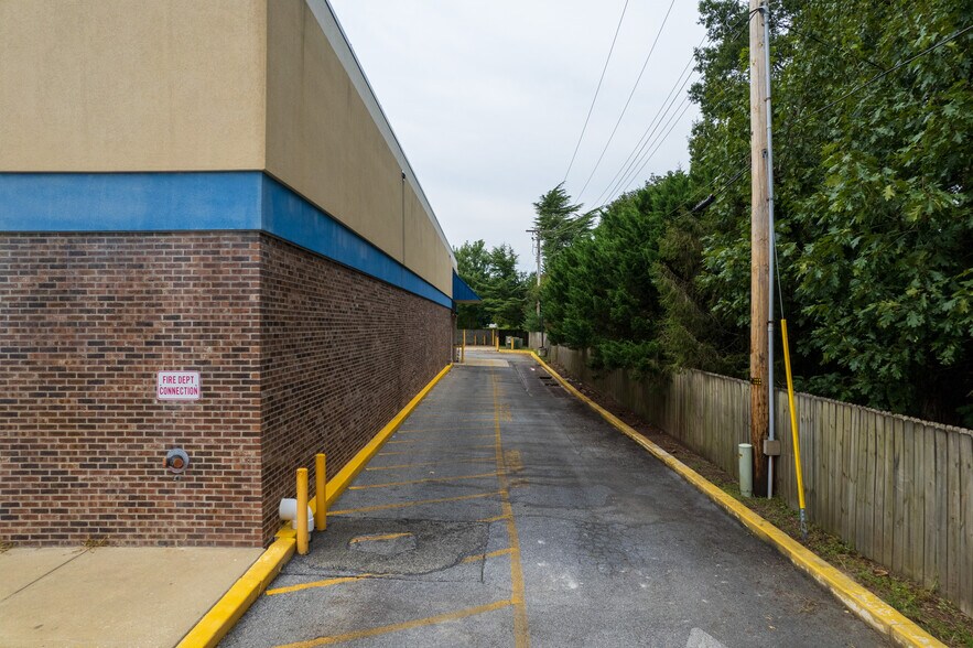 More Photos Of 701 Atlanta Rd, Seaford Freestanding For Lease