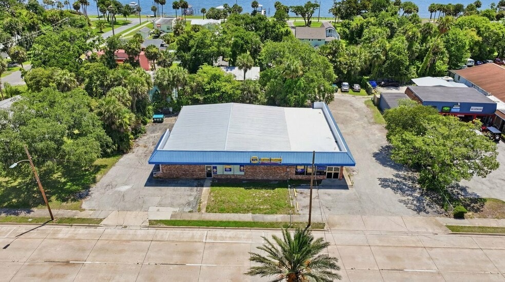 More Photos Of 4651 S Ridgewood Ave, Port Orange Auto Repair For Sale