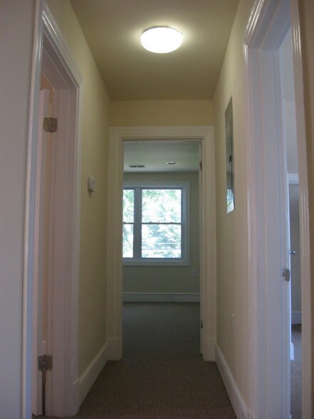 More Photos Of 836 Bonifant St, Silver Spring Office For Lease