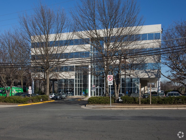 Primary Photo Of 2841 Hartland Rd, Falls Church Office For Sale