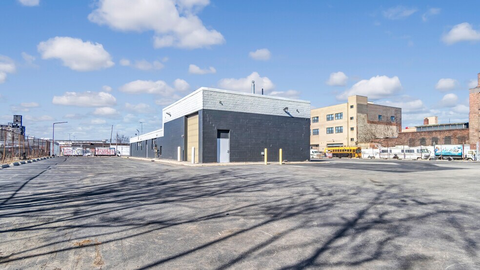 More Photos Of 644 Court St, Brooklyn Land For Lease