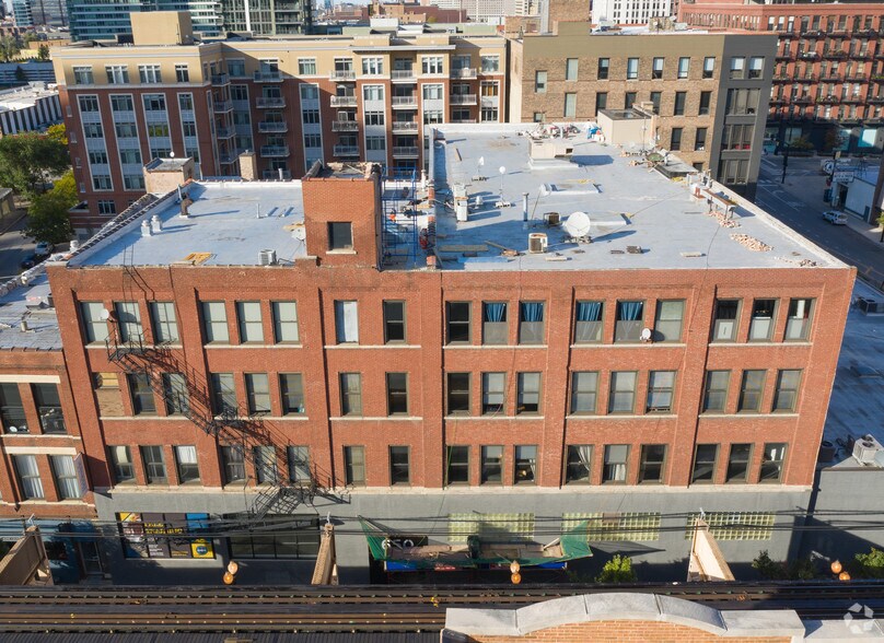 More Photos Of 650 W Lake St, Chicago Loft Creative Space For Lease
