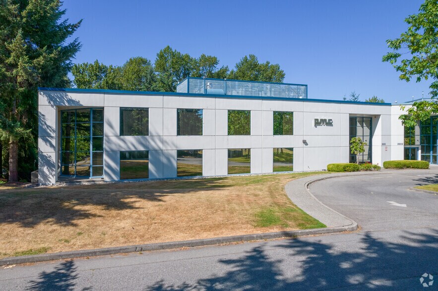 More Photos Of 3600-3602 Gilmore Way, Burnaby Research And Development For Lease
