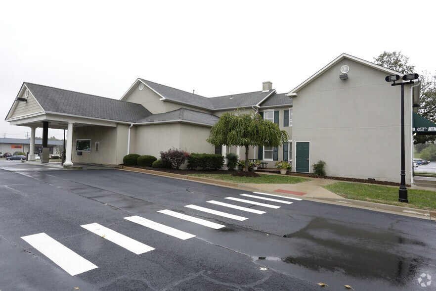 More Photos Of 4095 Valley Pike, Winchester Office For Sale