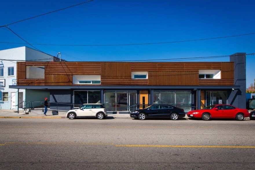 Primary Photo Of 1733-1737 Abbot Kinney Blvd, Venice Storefront Retail Office For Lease