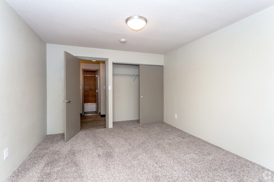 More Photos Of 1150 S Birch St, Denver Apartments For Sale