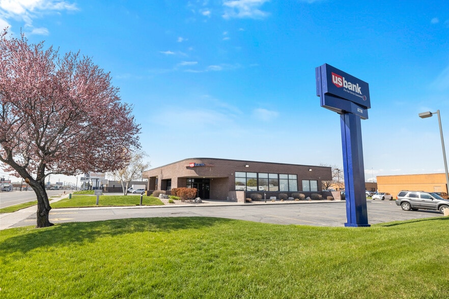 More Photos Of 2714 S 300 W, Salt Lake City Bank For Sale