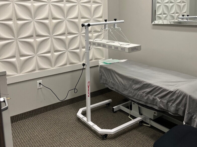 More Photos Of 7920 Preston Rd, Plano Medical For Sale