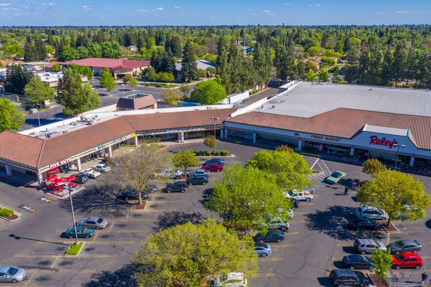 More Photos Of 3518-3572 G St, Merced Unknown For Lease