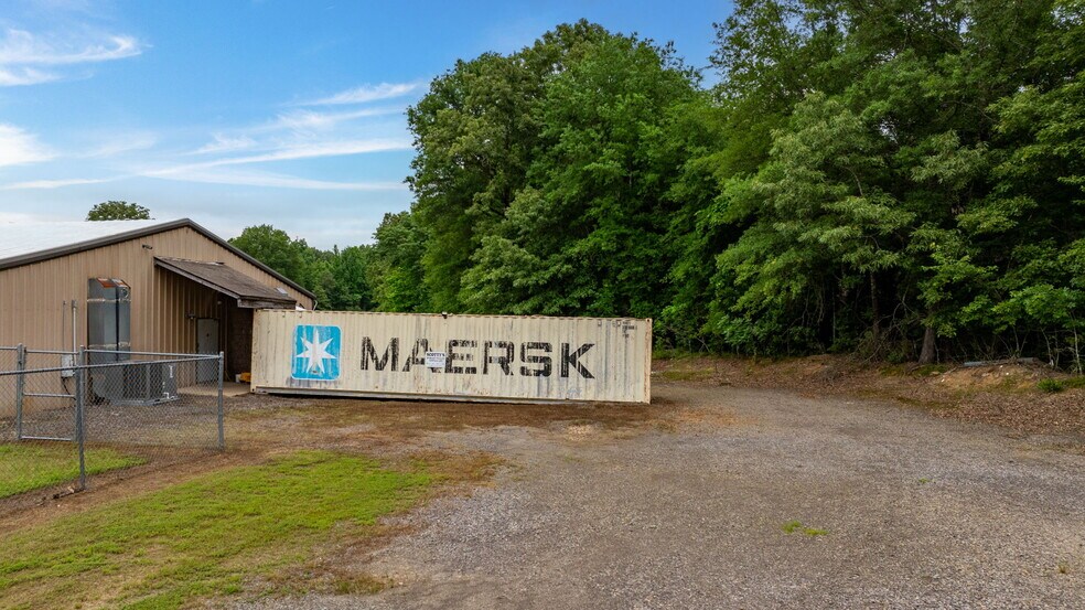 More Photos Of 3801 Happy Bend Rd, Atkins Restaurant For Sale